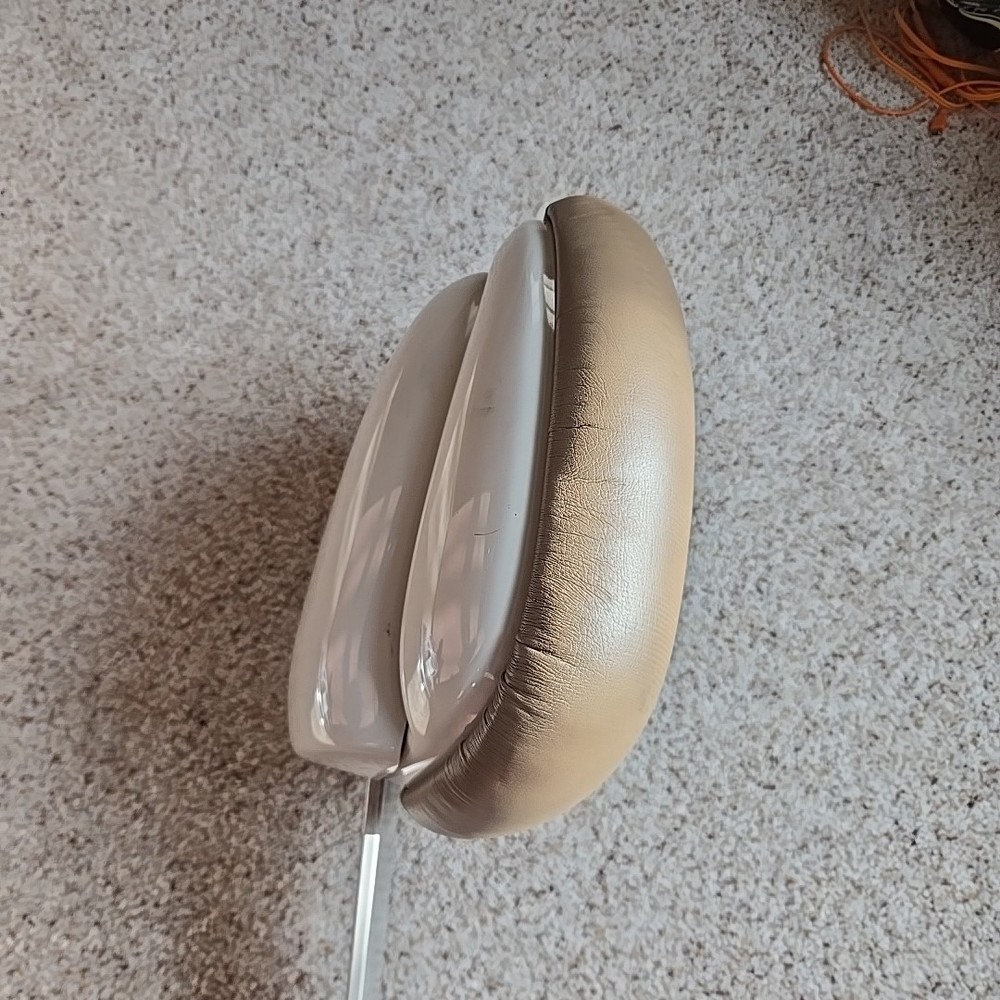 Midmark Stool For Dentistry Headrest Assembly No Rips