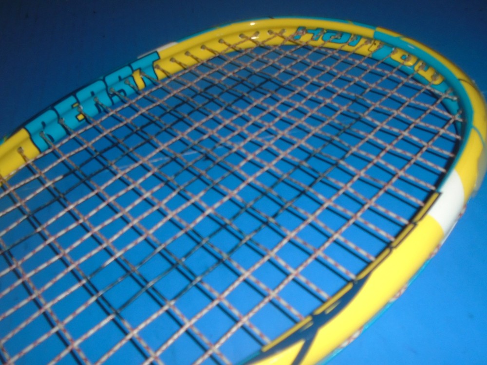 Harrow Beast 150g Squash Racquet.