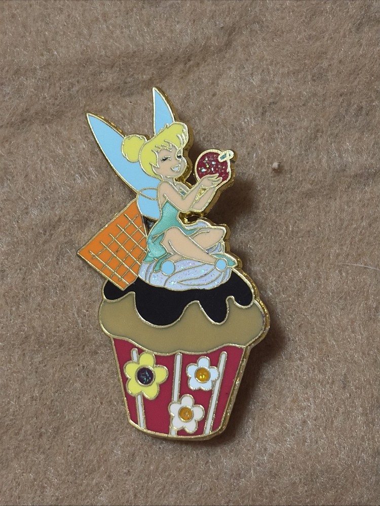 Disney Tinker Bell Cupcake Pin