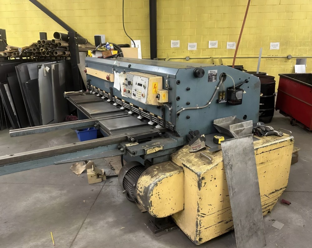 amada shear M 2545