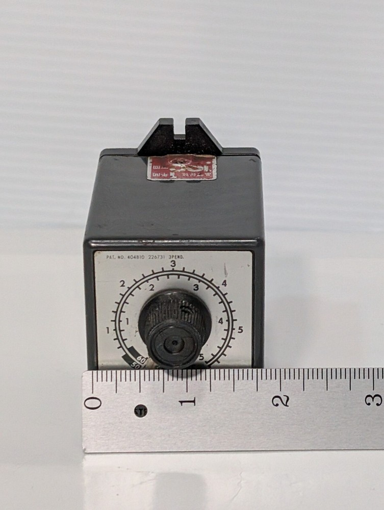 Omron Type STP-100VAC Subminy Timer 0-10 Minutes