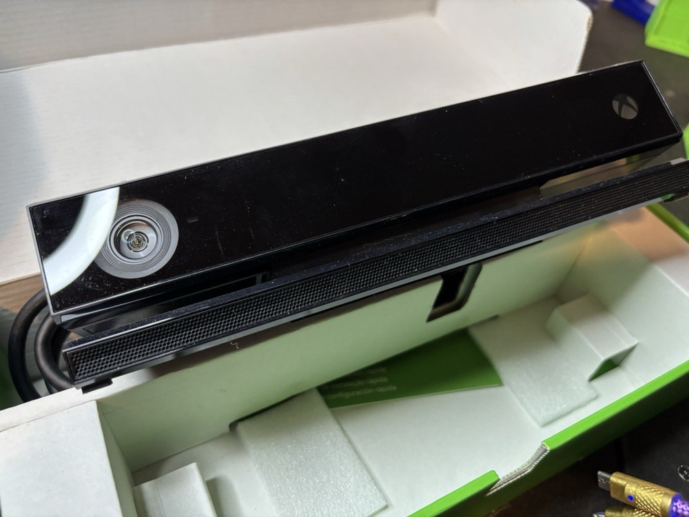 Microsoft Xbox One Kinect Camera Motion Sensor Bar Model 1520 - Tested Works CIB