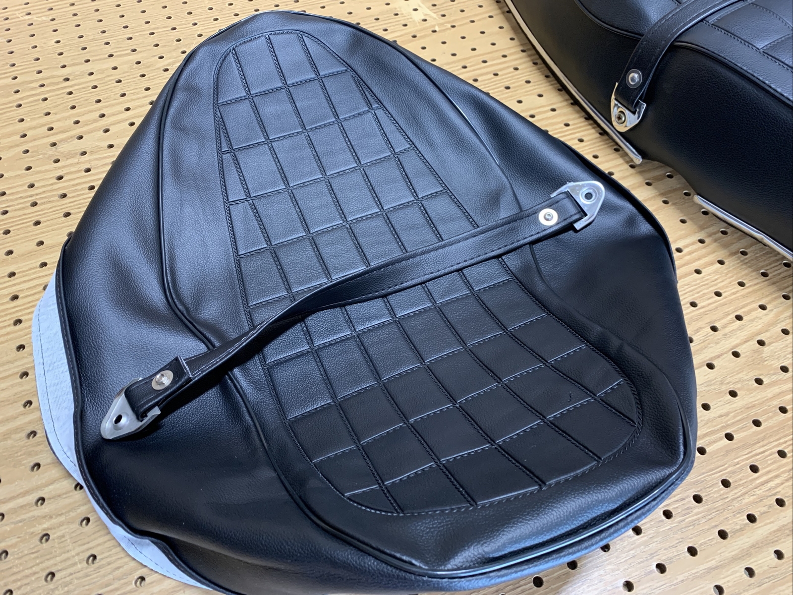 HONDA CB350 SEAT COVER HONDA CB450 SEAT COVER 1972 TO 1974 + STRAP (H*-78)