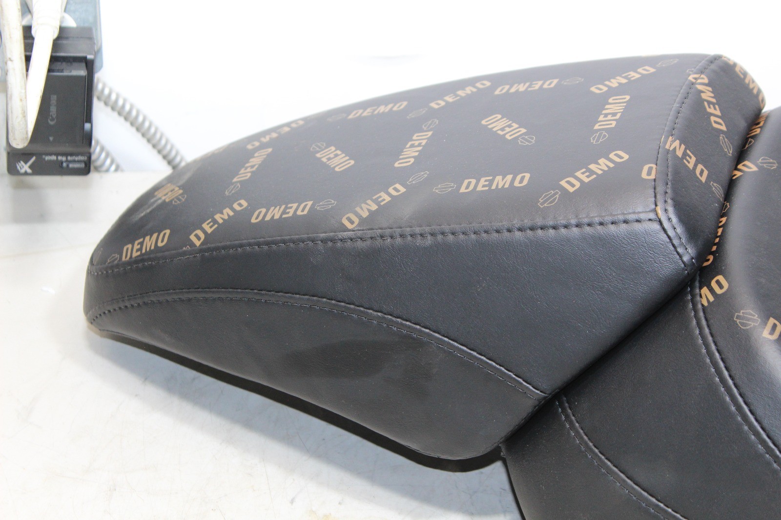 18-26 Harley Softail Two Up Low Rider Reach Seat OEM DEMO