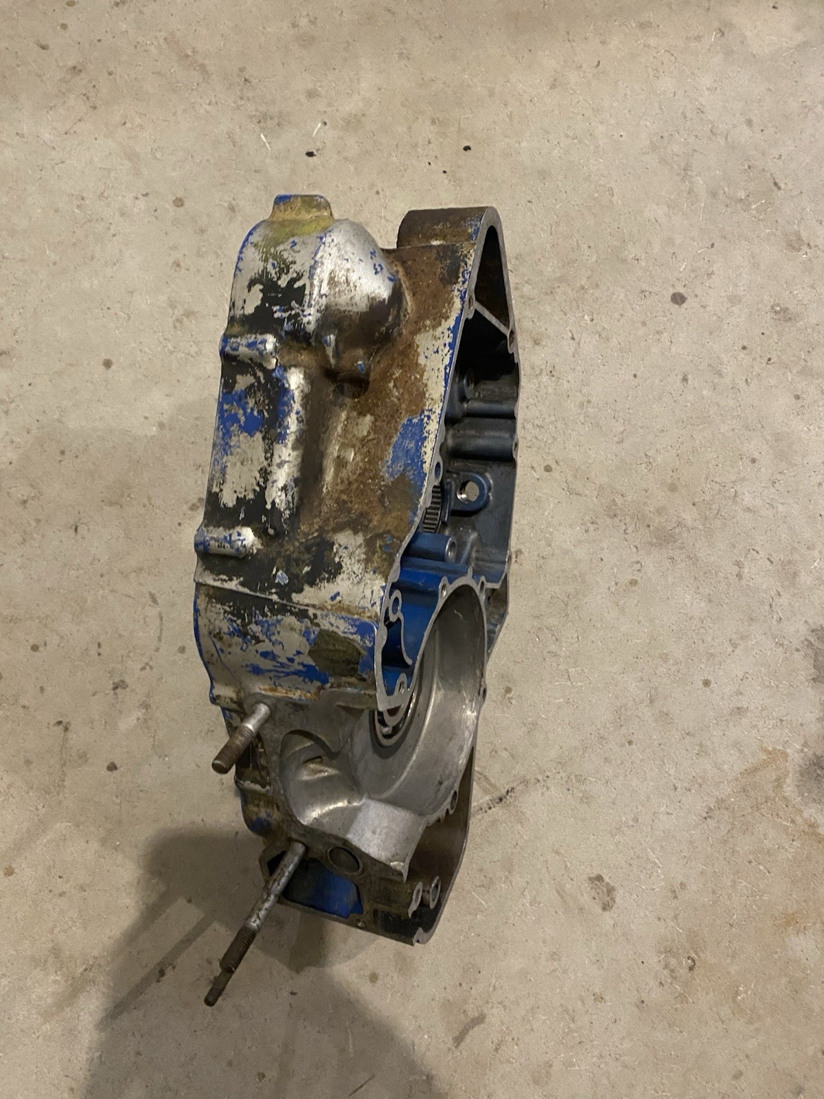 1987-1991 LT250R RIGHT SIDE CASE HALF, NO CRACKS