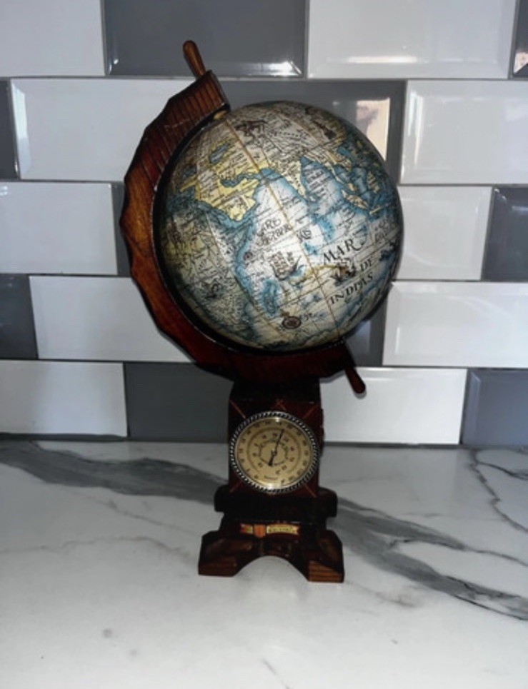 recuerdo de mallorca globe
