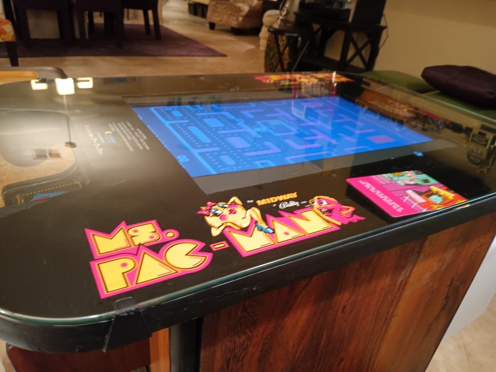 MS PAC-MAN ARCADE MACHINE COCKTAIL TABLE