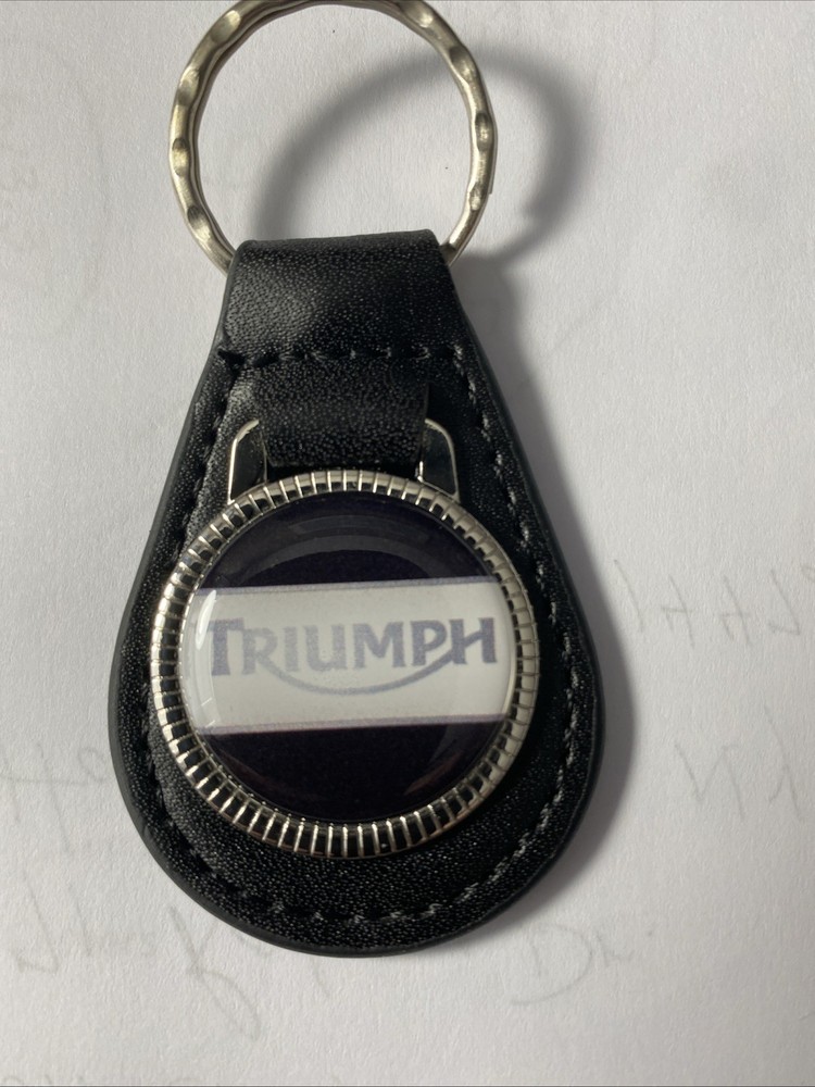TRIUMPH  MOTORCYCLE / CAR KEY CHAIN ....
