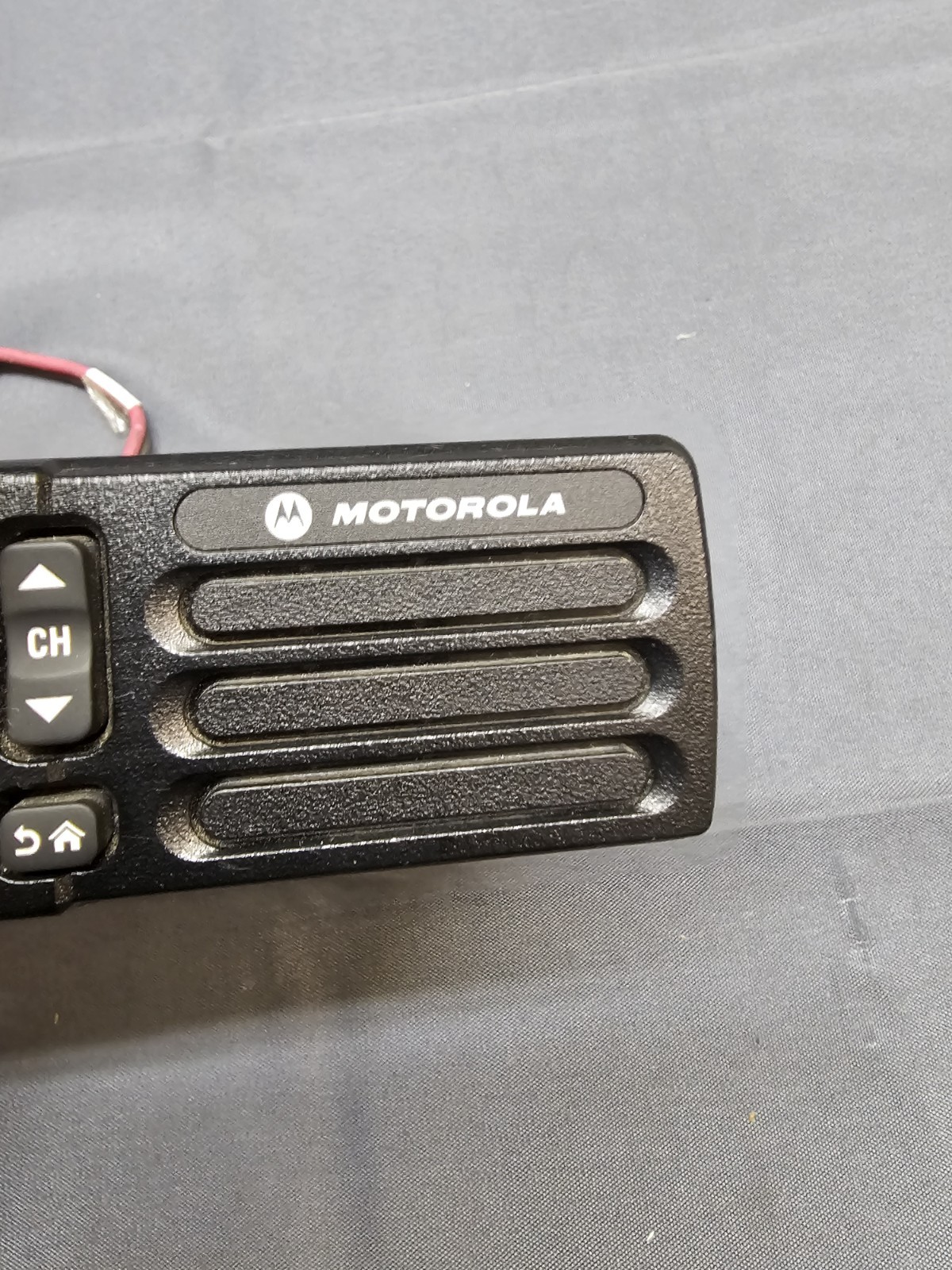 Motorola MOTOTRBO XPR2500 136-174 MHz 45w VHF Two Way Radio AAM02JQH9JA1AN
