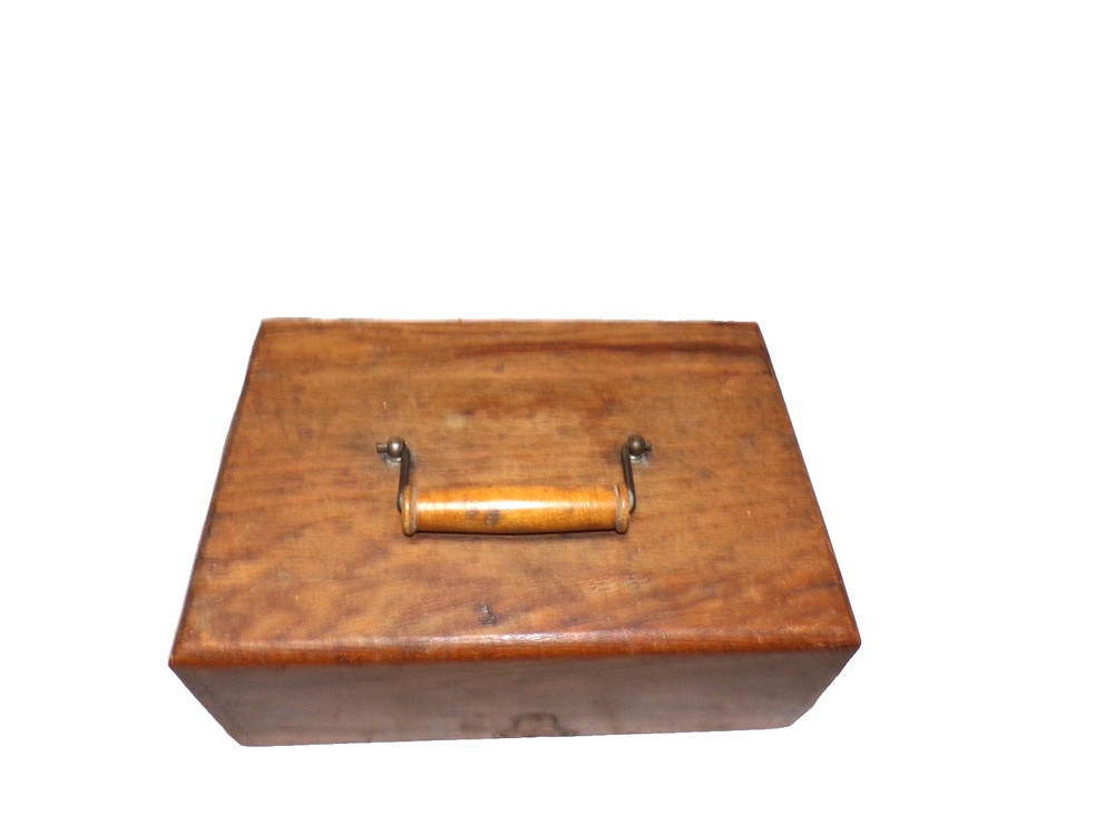 EDISON STANDARD MODEL A CYLINDER PHONOGRAPH LID AND HANDLE