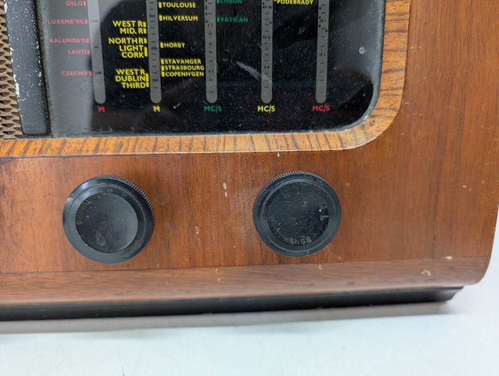 1950's Pye P.45 Table Valve Radio For Restoration (untested)