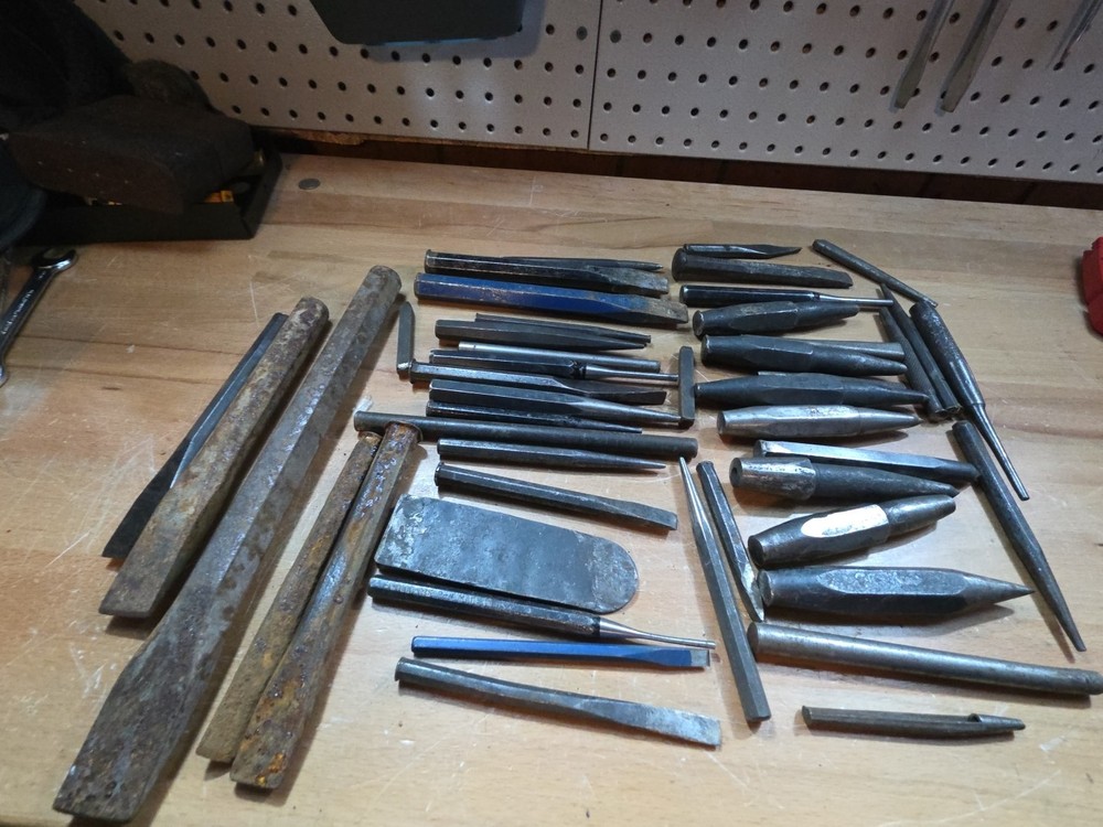 punch and chisel Lot