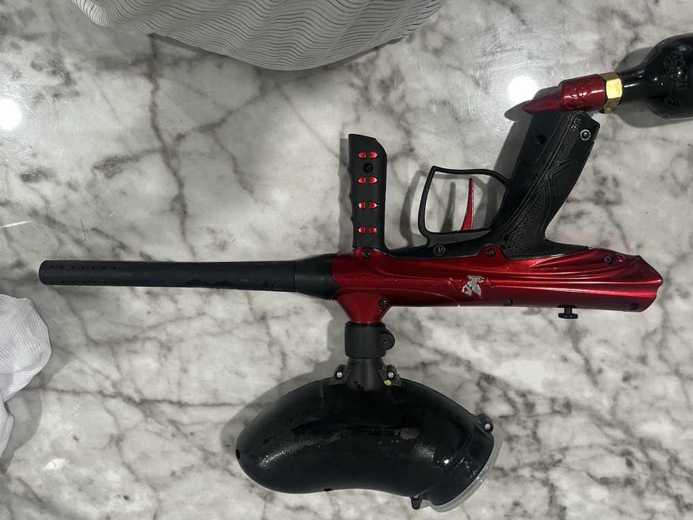 Tippmann Gryphon Paintball Gun Set