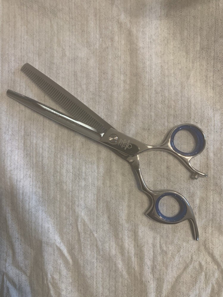 NEW 50 Tooth RT HAND Sharkfin Thinners NO CASE