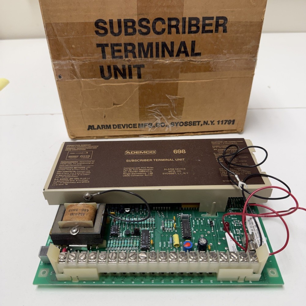 ADEMCO 698 SUBSCRIBER TERMINAL UNIT 32V 3A
