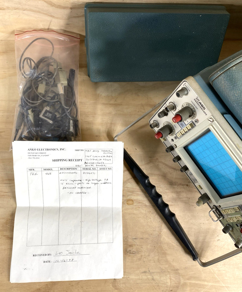 Tektronix 465 Oscilloscope