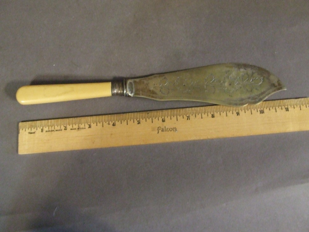 ANTIQUE ANTIQUE CELLULOID SILVERPLATED ENGLISH 2 PC EMBOSSED SERVICE FORK KNIFE