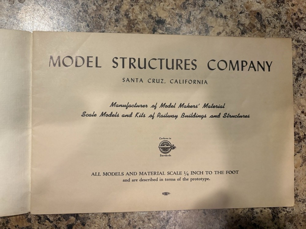 3 Vintage Railroad Model Train Catalogs Train Layout Rivarossi, Model Structures