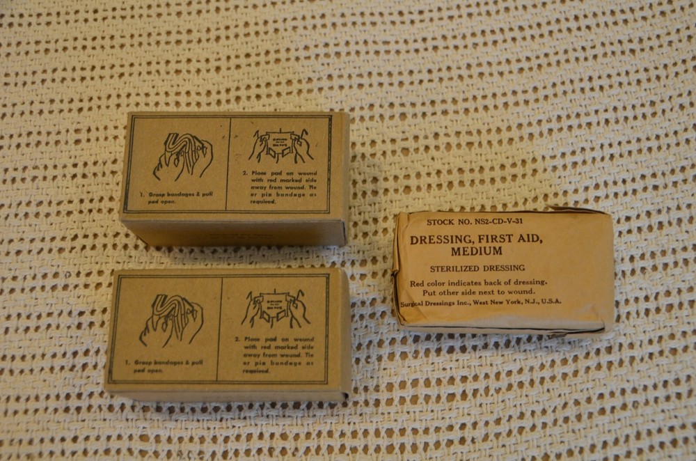 WWII U.S. ARMY STOCK NO. NS2-CD-V-31 MEDIUM FIRST AID DRESSING, STILL SEALED (3)