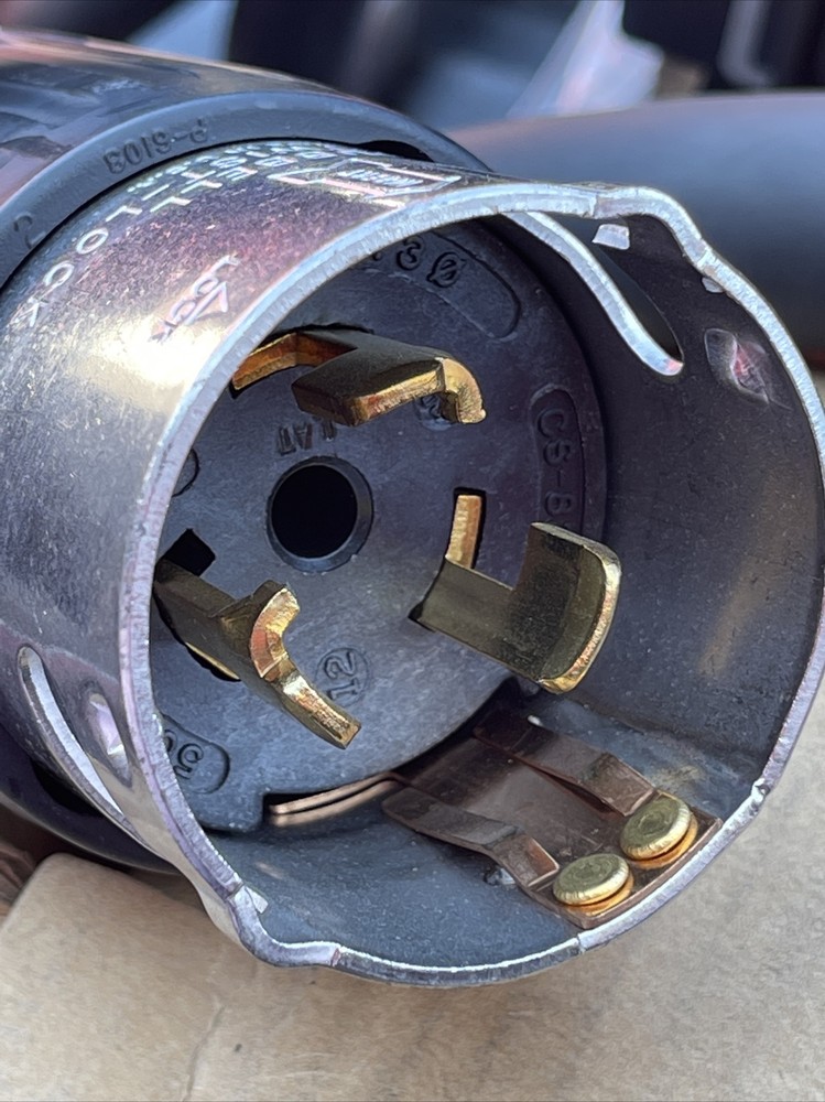 Server Technology STV-4104V --------- 14.4Kw.