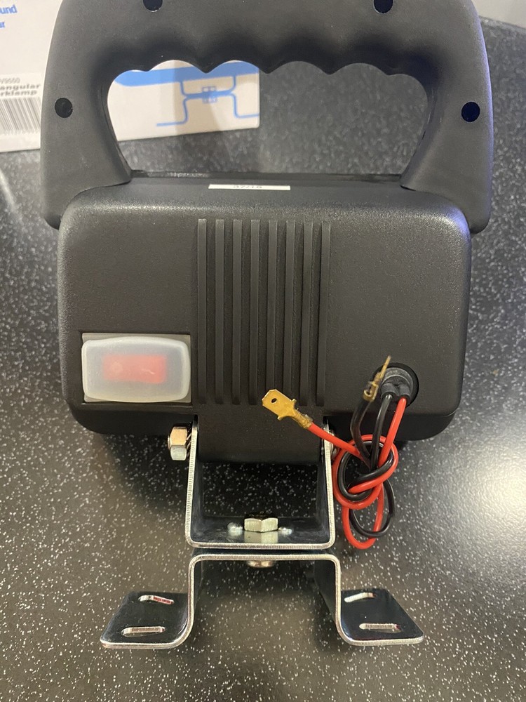 RING SWITCHED WORKLAMP 12/24 VOLT RECTANGULAR HALOGEN BRIGHT/LONG BEAM HANDGRIP