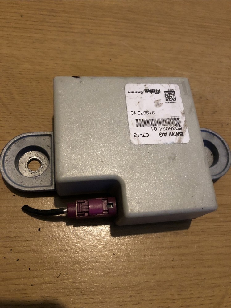 BMW 5 SERIES E60 E61 2003-2010 ANTENNA AMPLIFIER MODULE 693502401