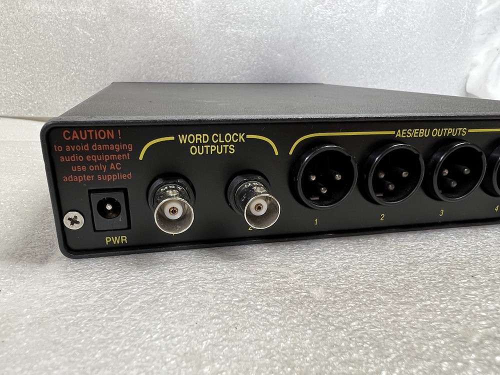 Aardvark AardSync AES/EBU WordClock Master Clock Digital Audio Sync Generator