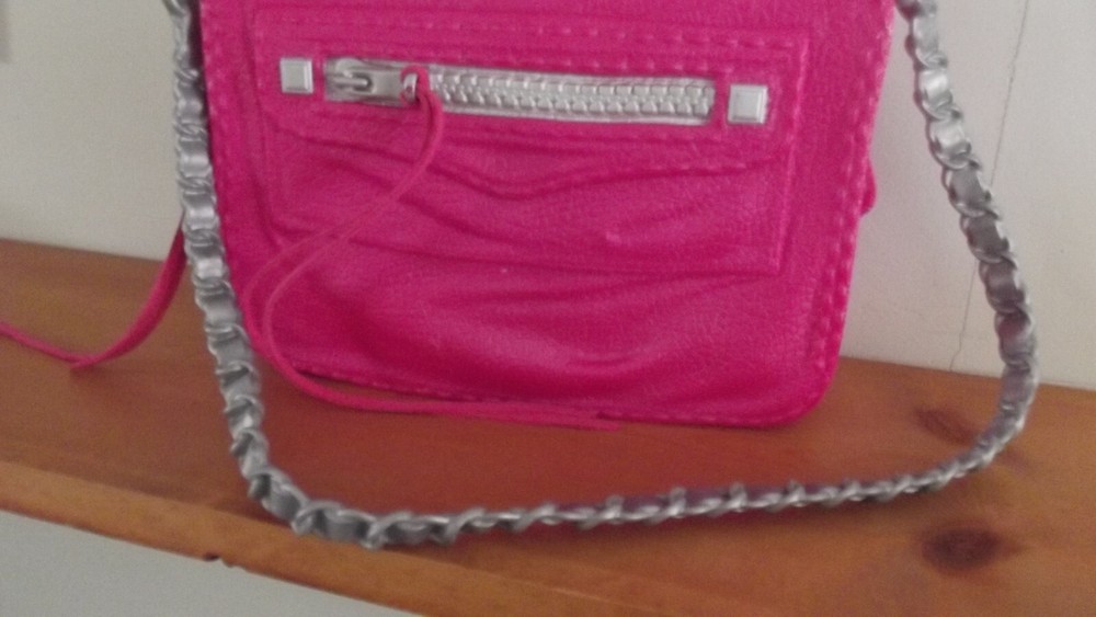 Scrolling Text Purse, Project Mc2 Smart Pixel, Led Light, iOS & Android, Handbag