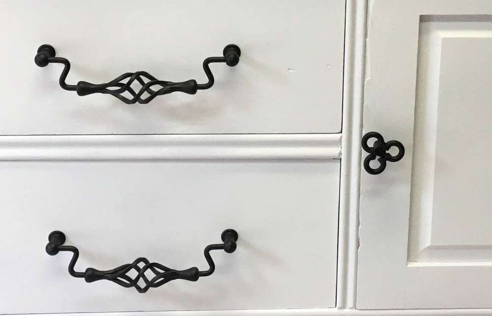 1-15/16" Wired Knob Flat Black