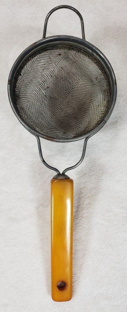 Vintage Androck Handheld Bakelite Sieve