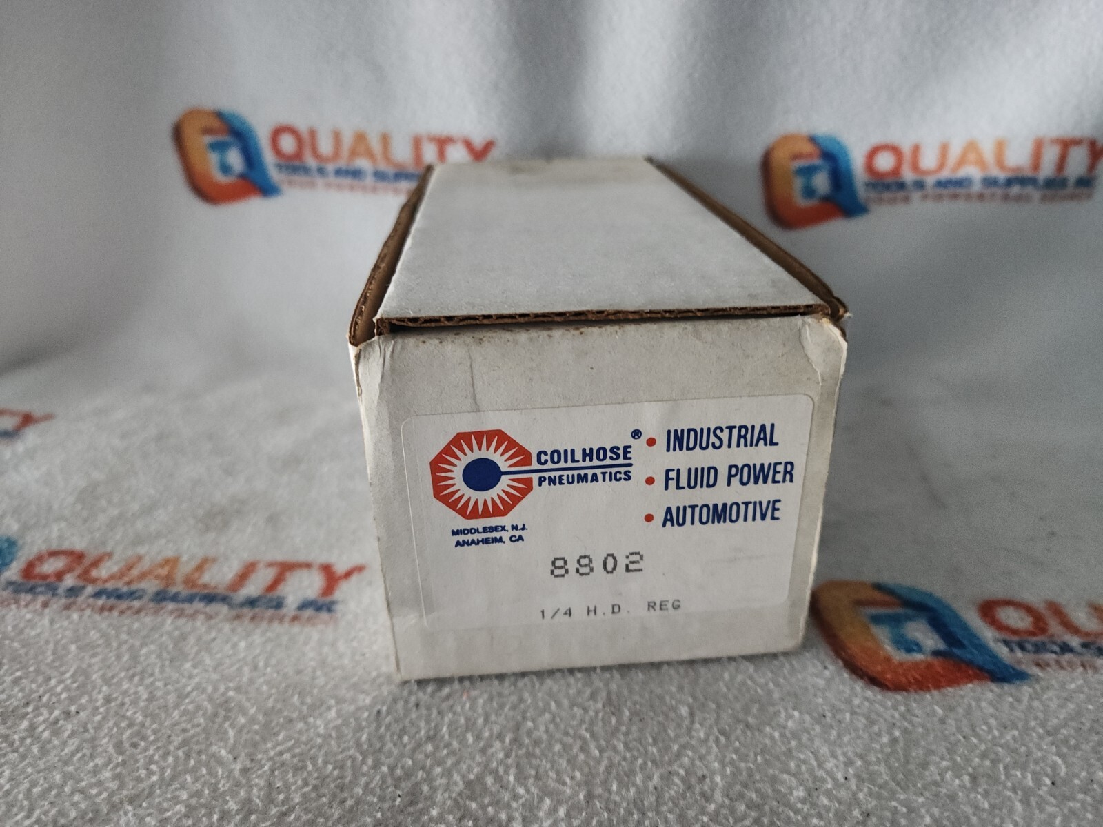 Coilhose Pneumatics 8802 Heavy Duty Regulator 1/4" New in Box