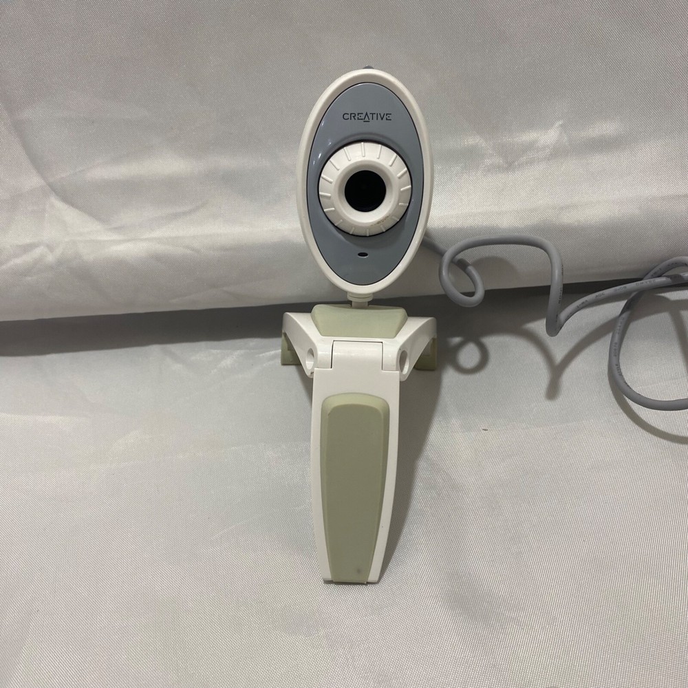 Creative Labs VF 0040 Instant USB 2.0 Web Cam White Grey