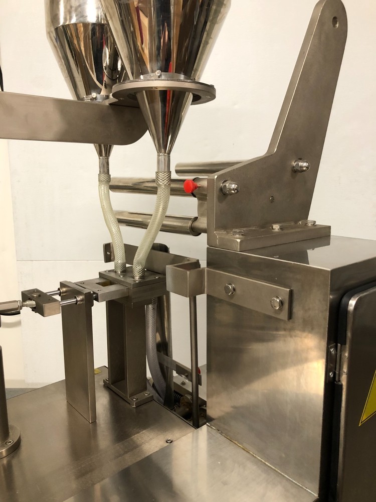Dual/Single Pouch Granule Packaging Machine