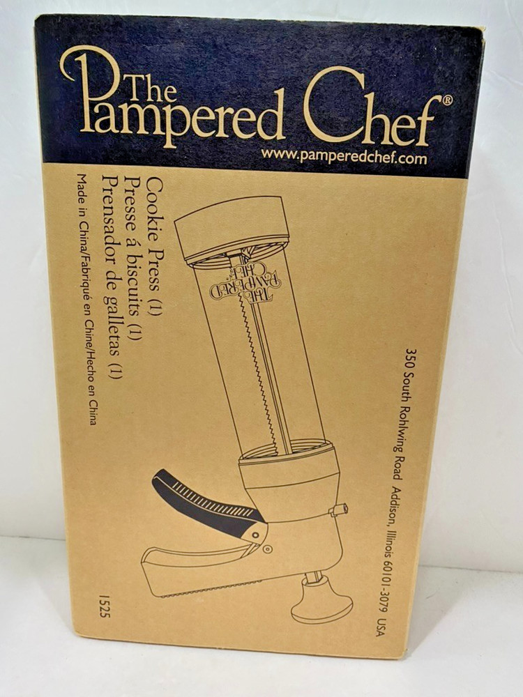New Pampered Chef Cookie Press
