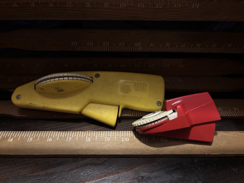 2 vintage label maker dymo Brand