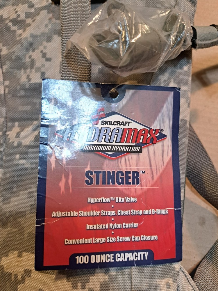 Skilcraft Hydramax Maximum Hydration System Stinger Bladder Camo Pack 100 oz.