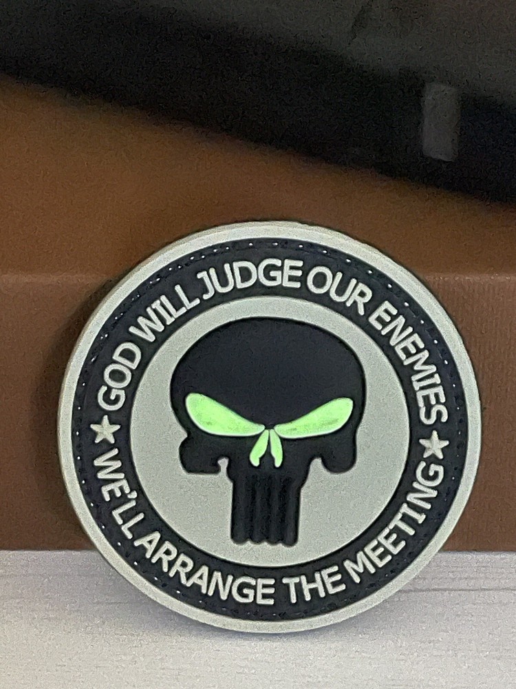 PVC Tactical Morale Patch - Punisher Skull Patch - Eyes Glow Gun Patch