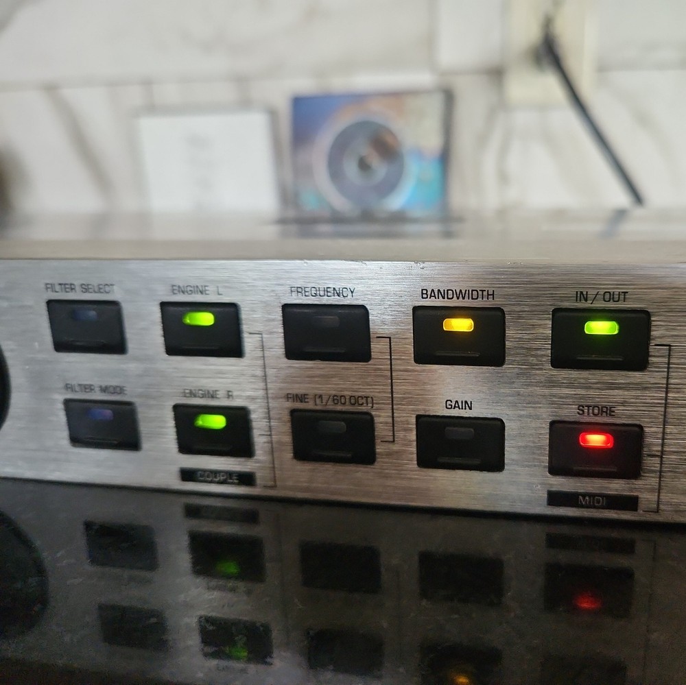 Behringer Feedback Destroyer DSP1100 24 Bit Dual Engine Parametric