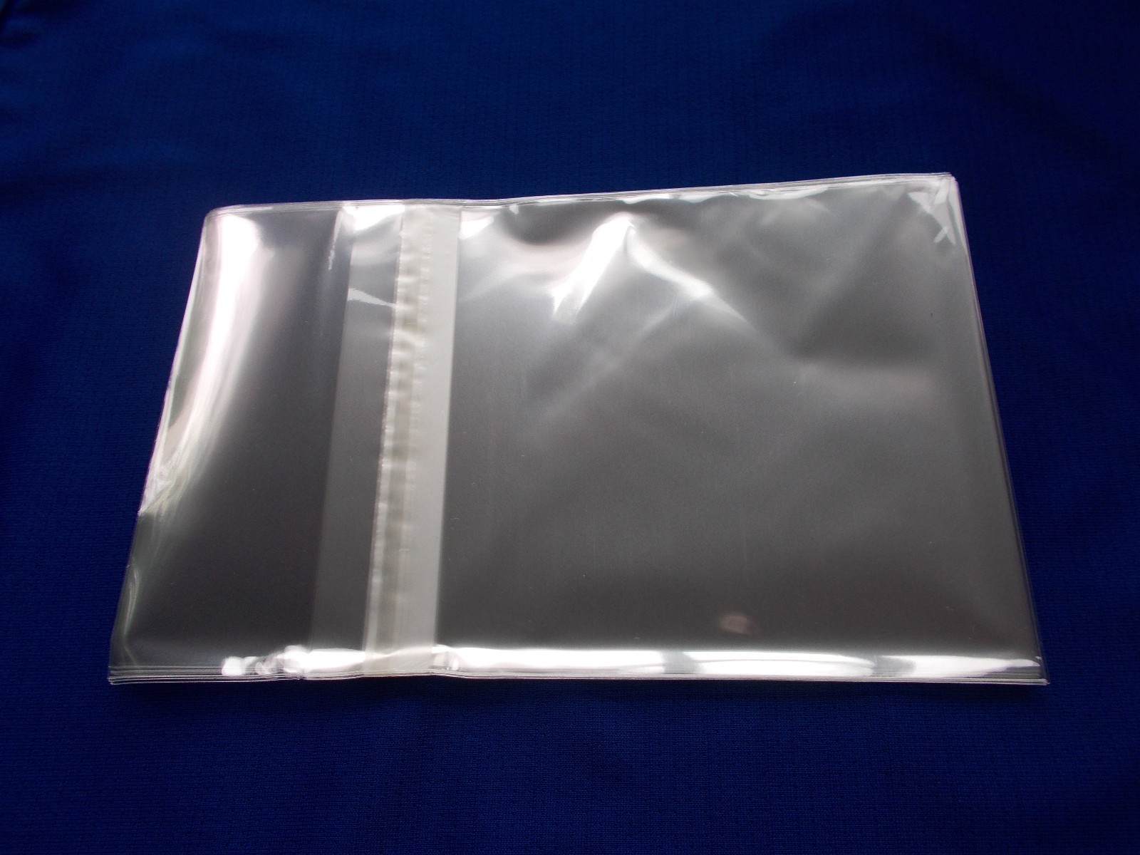 200 4 5/8 x 5 3/4 Clear (A2+) Card Resealable Cello Sleeves Cellophane Bag/seal