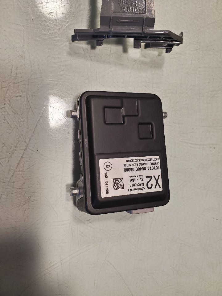 CAMRY 2020 Camera/Projector 34533