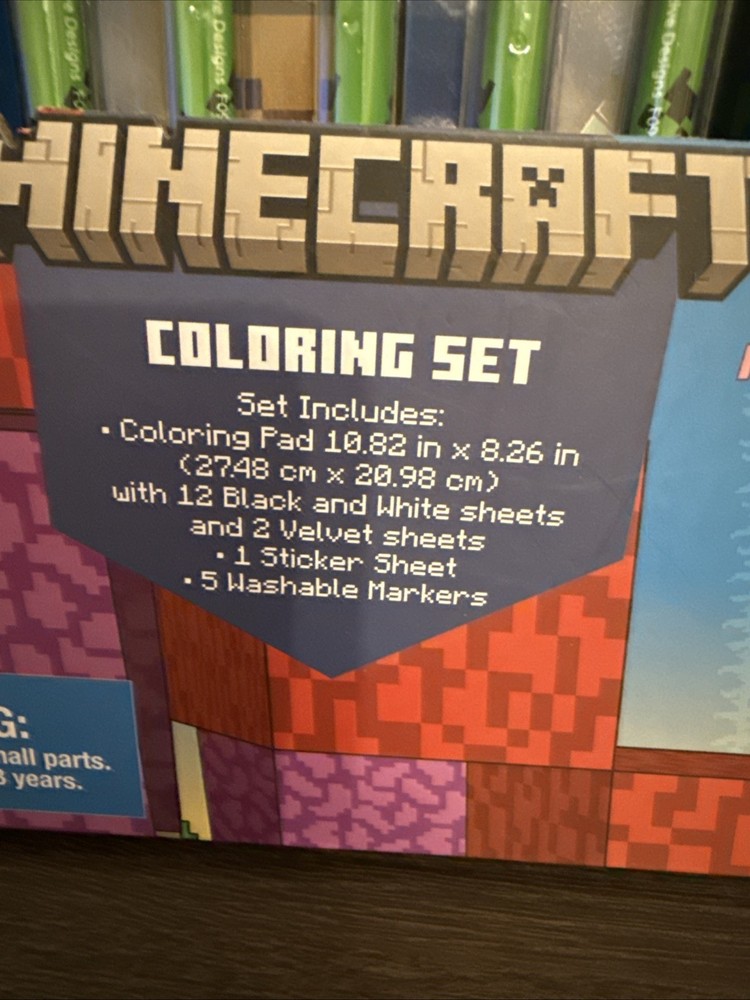 MINECRAFT COLORING SET. NEW