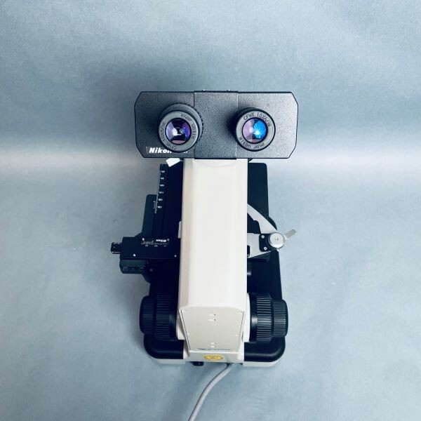 Nikon Alphaphot-2 YS2 Binocular Microscope with Four Objectives