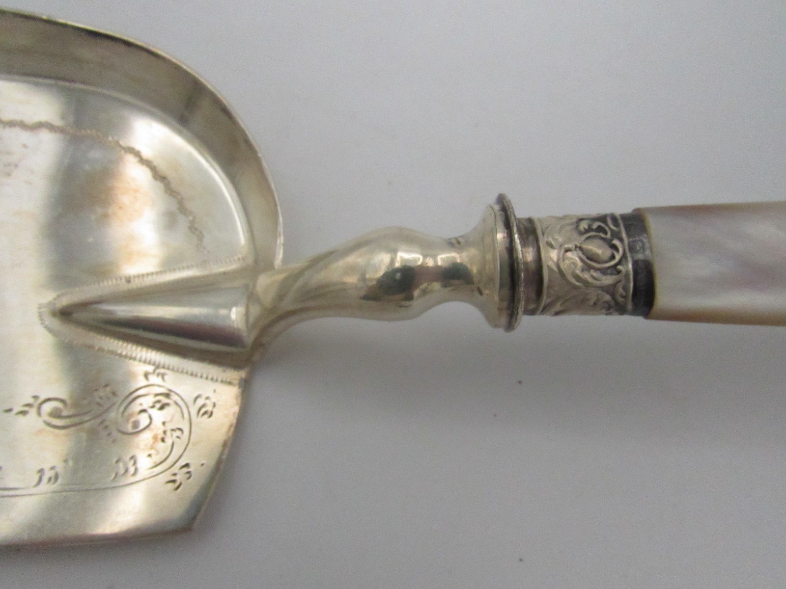 Antique Silver-Plate Crumb Catcher Butler Scoop w Carved Mother of Pearl Handle