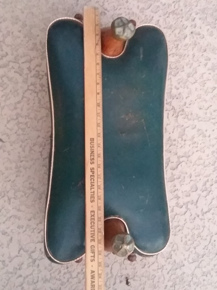 VINTAGE ANTIQUE CAMEL SADDLE/STOOL FOLDING LEGS