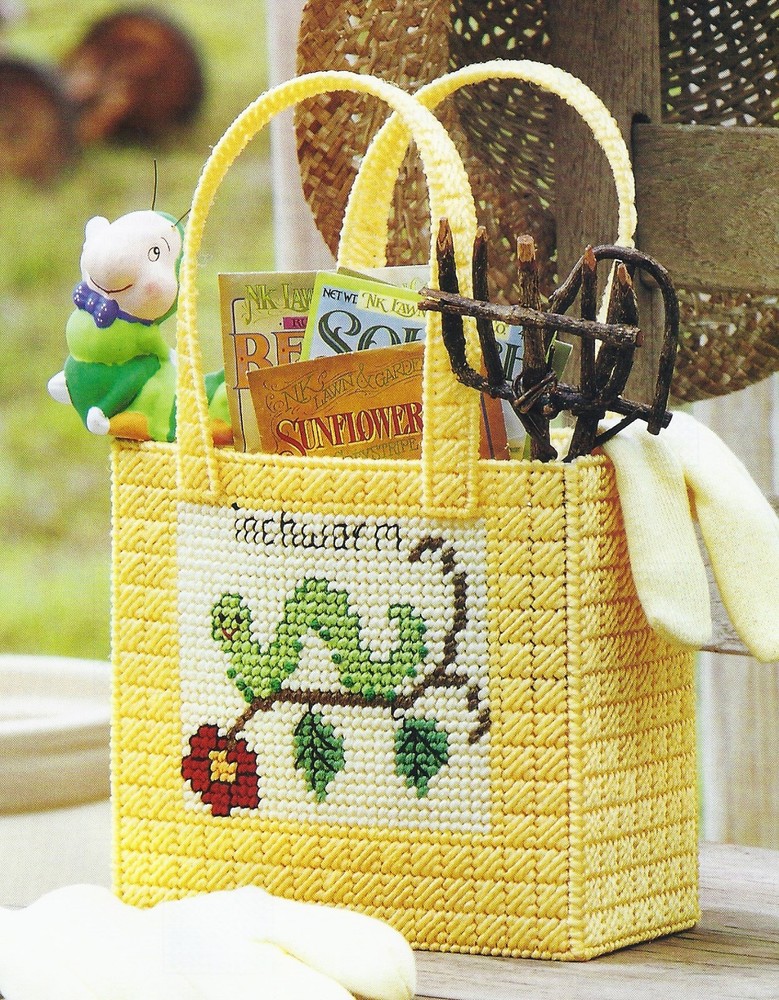 **INCHWORM TOTE BAG TO STITCH**PATTERN ONLY**PLASTIC CANVAS PATTERN**