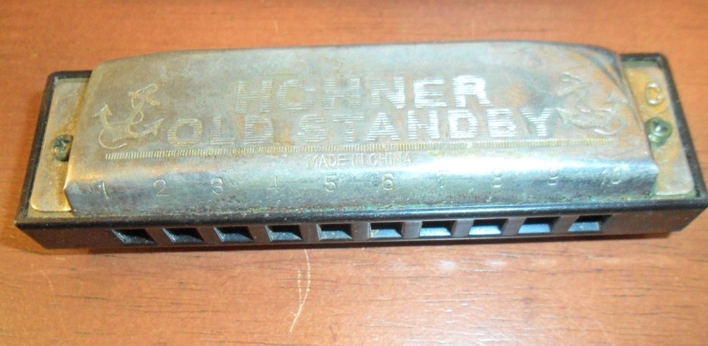 HOHNERS "OLD STANDBY" Harmonica, With a Case 4" Long
