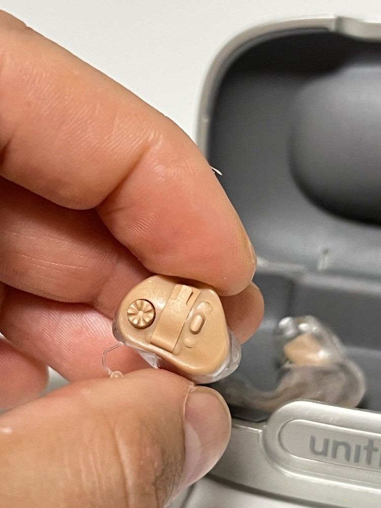 Hearing aids unitron T insera