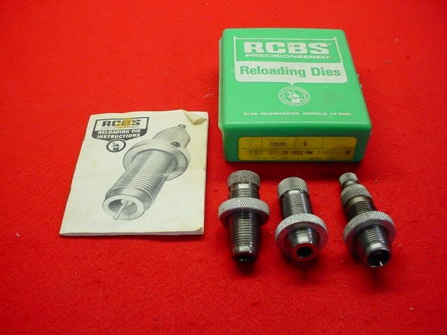 RCBS-#18305= 3 Die Set- .38 Special- Missing Seater Stem  - Nice !