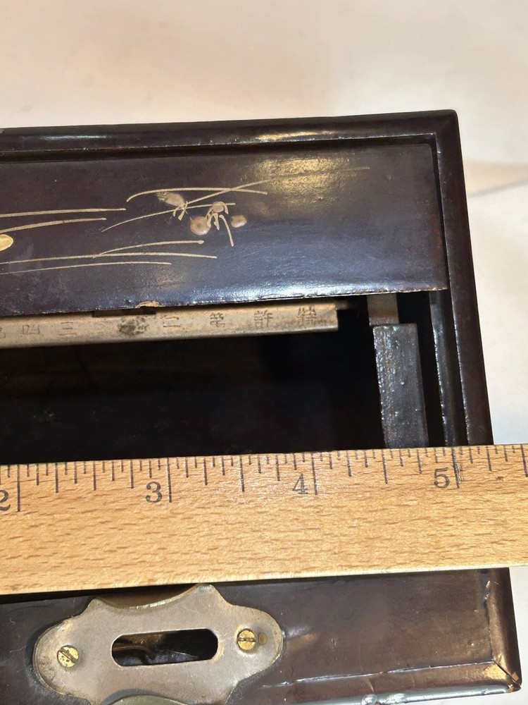 Mechanical Cigarette Dispenser Japanese Laquer Box