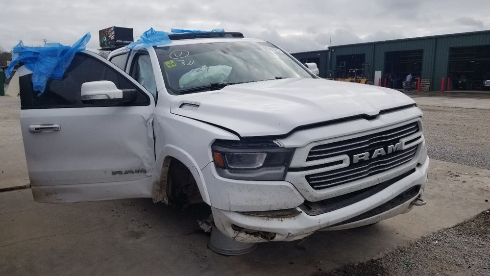 22 DODGE RAM 1500 UPPER AIR SHUTTER 3.0L
